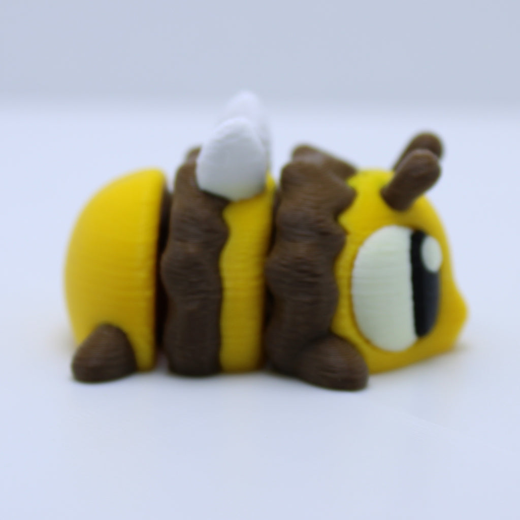 Baby Bumblebees & Beehive Display- 3d printed desk companion (with or without bumblebees)