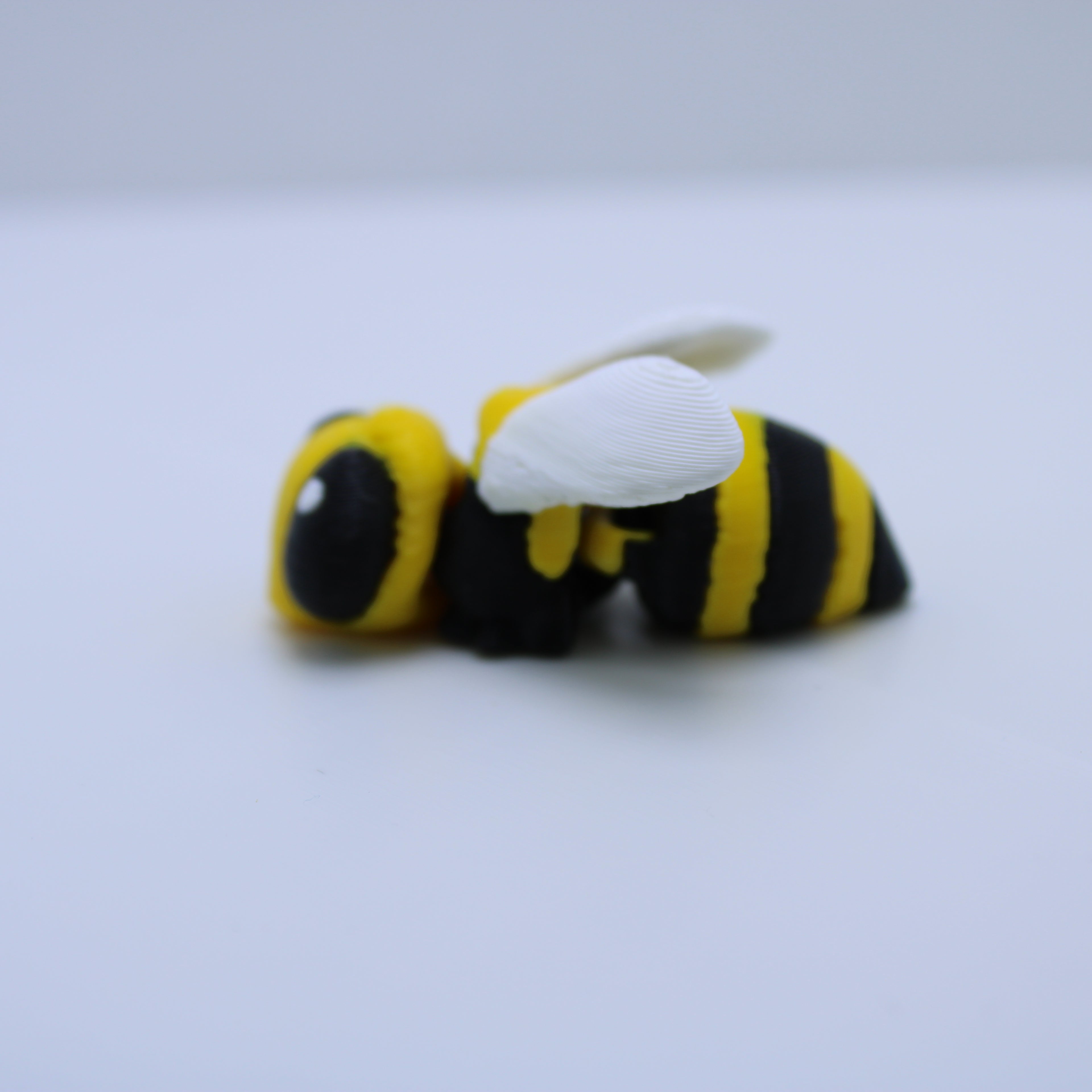 Magnetic Buzzzy Bee -3d Printed Fridge Buddy