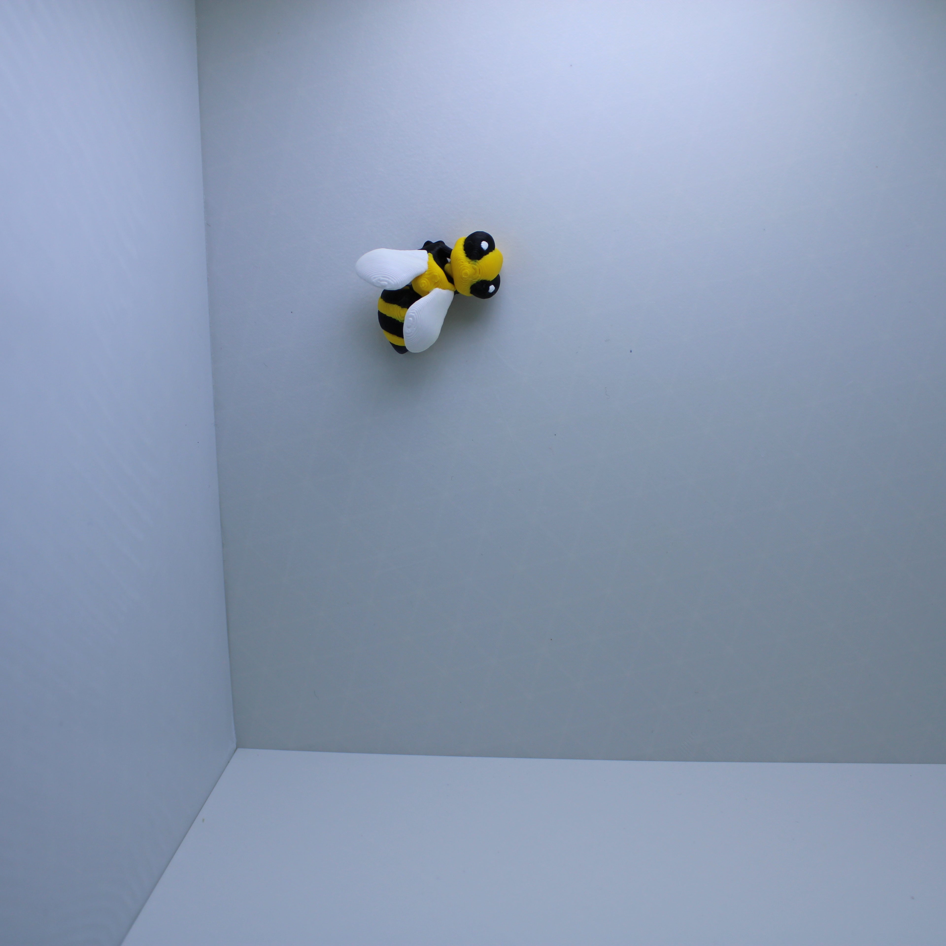 Magnetic Buzzzy Bee -3d Printed Fridge Buddy