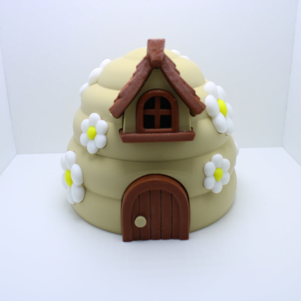 Baby Bumblebees & Beehive Display- 3d printed desk companion (with or without bumblebees)