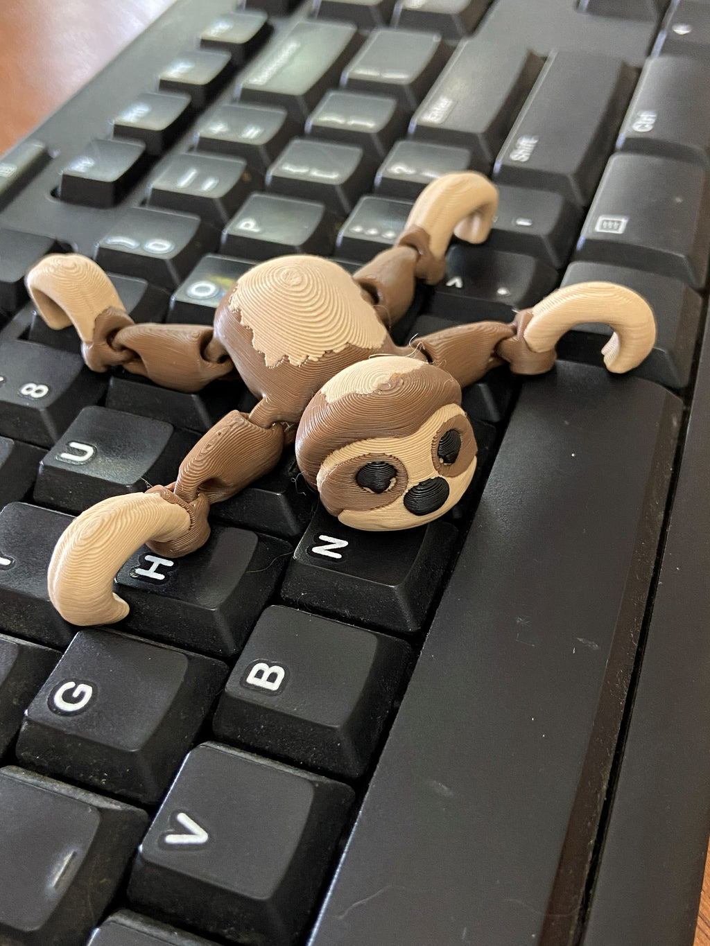 Hanging Sloth Keychain – Articulated 3D Printed Sloth Fidget Toy