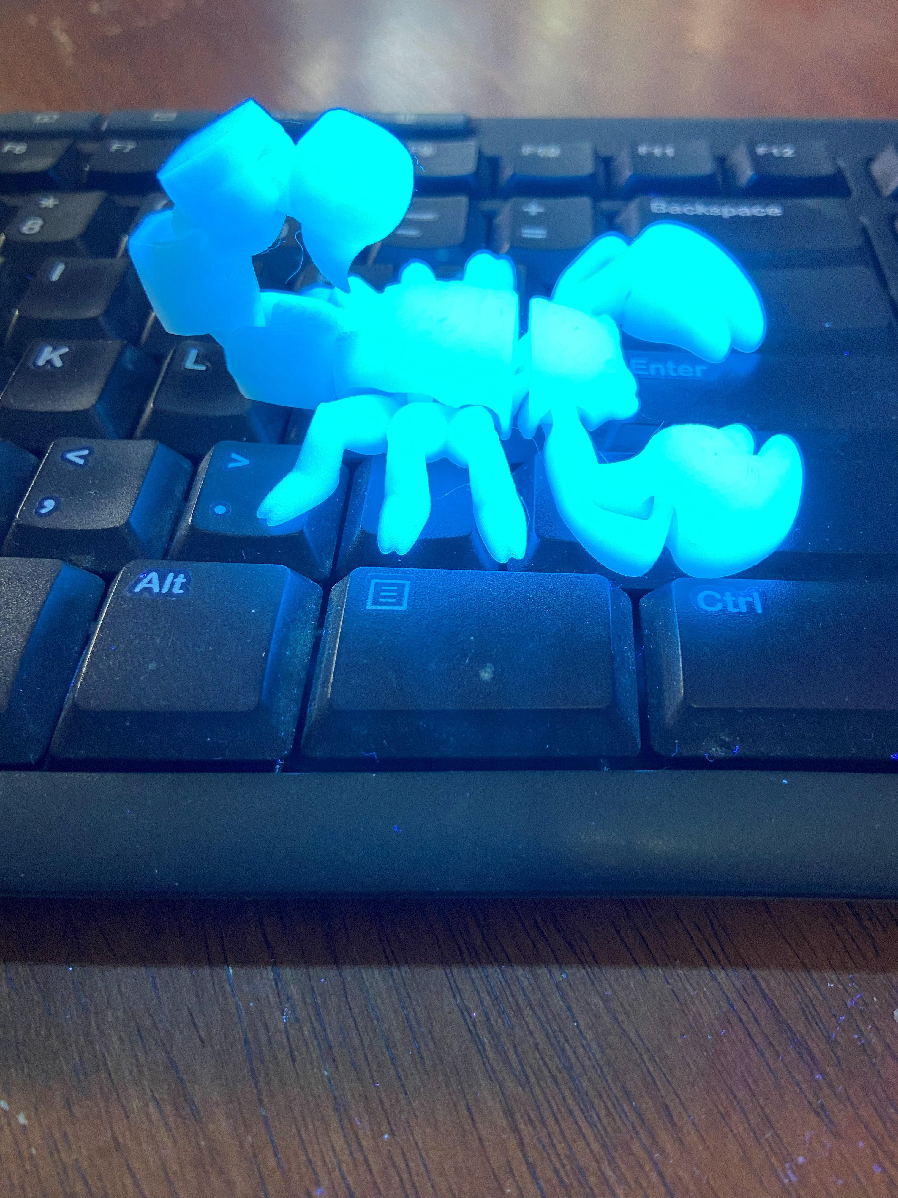 Glow‑in‑the‑Dark Scorpion Fidget – Fluorescent 3D Printed Desk Buddy