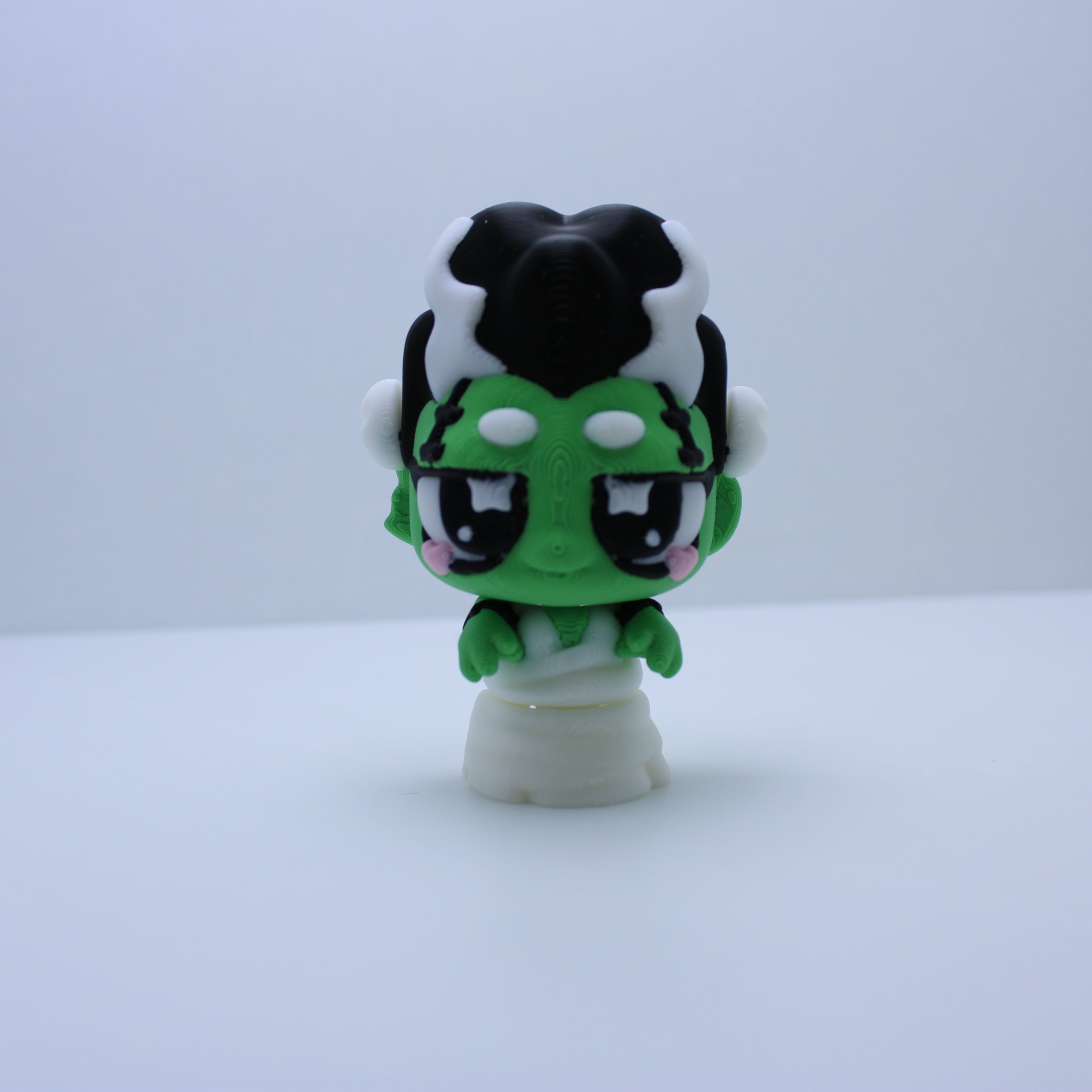 Monster Couple & Heart Box-3d printed desk companion