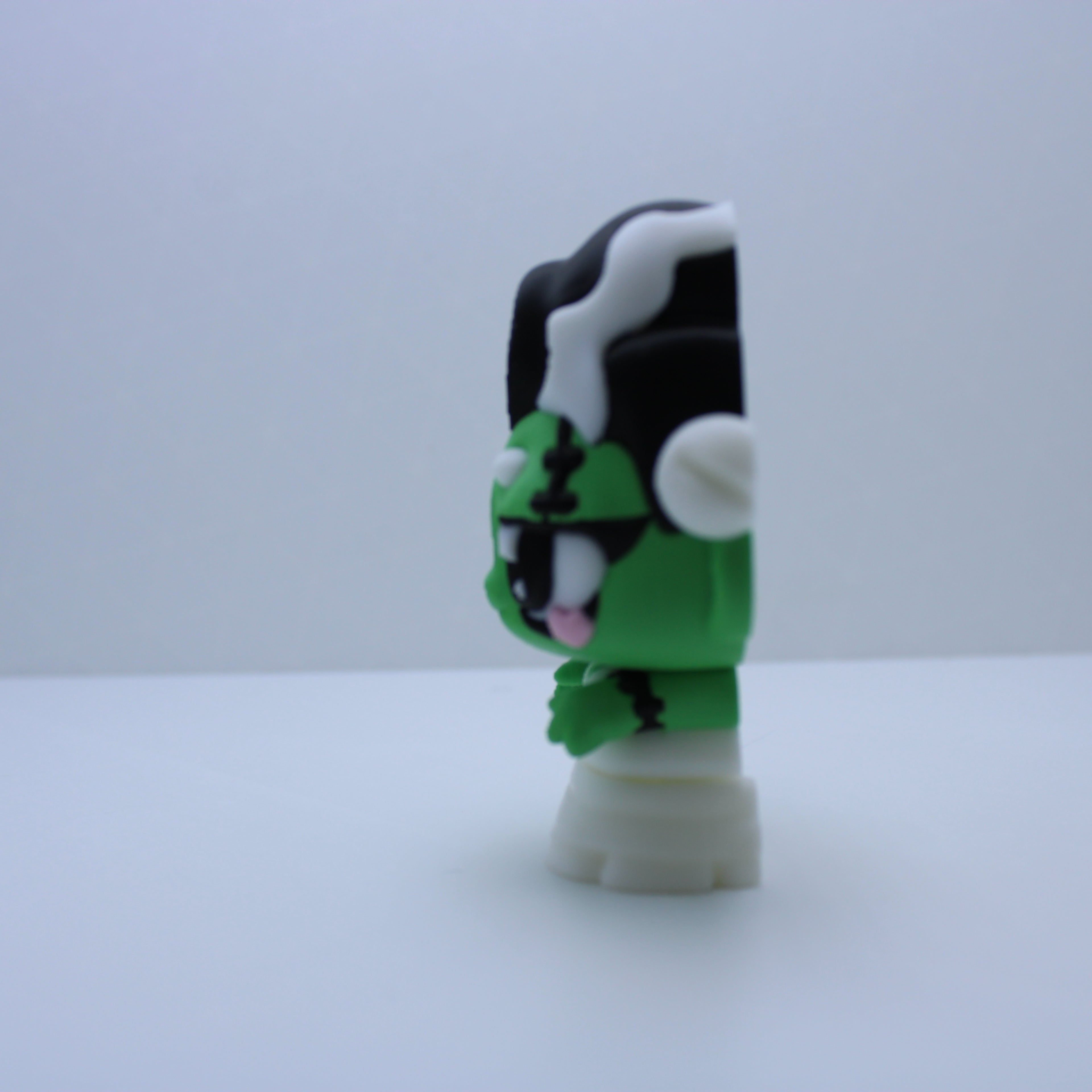 Monster Couple & Heart Box-3d printed desk companion
