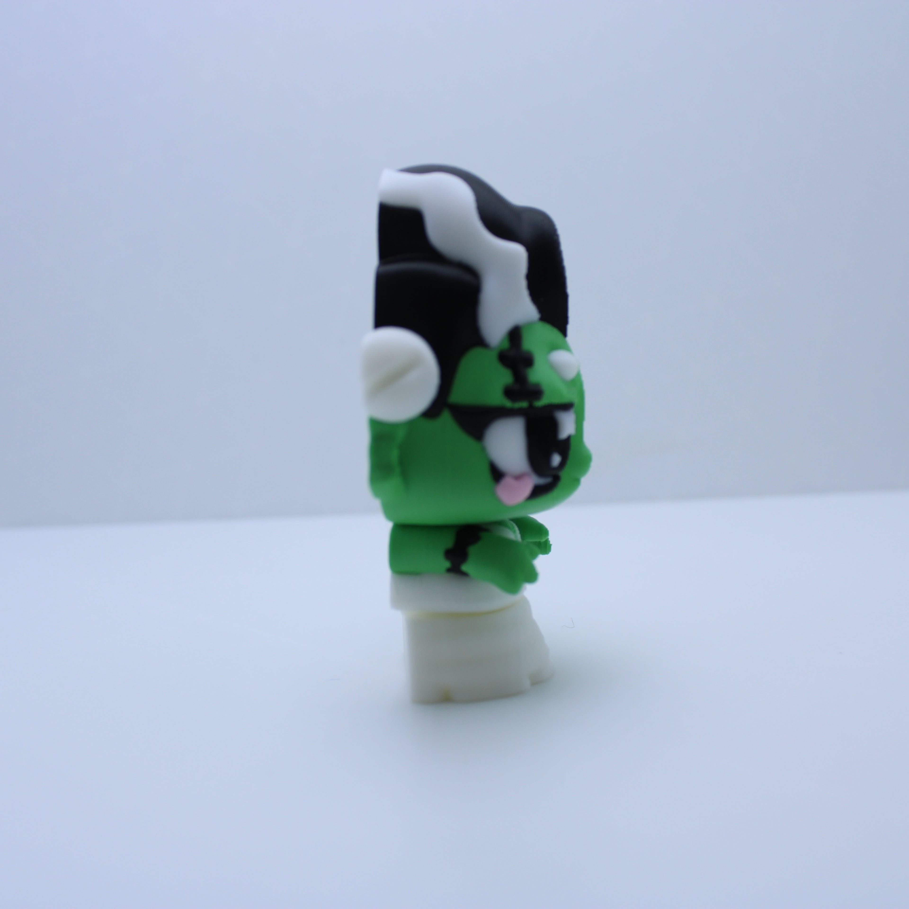 Monster Couple & Heart Box-3d printed desk companion