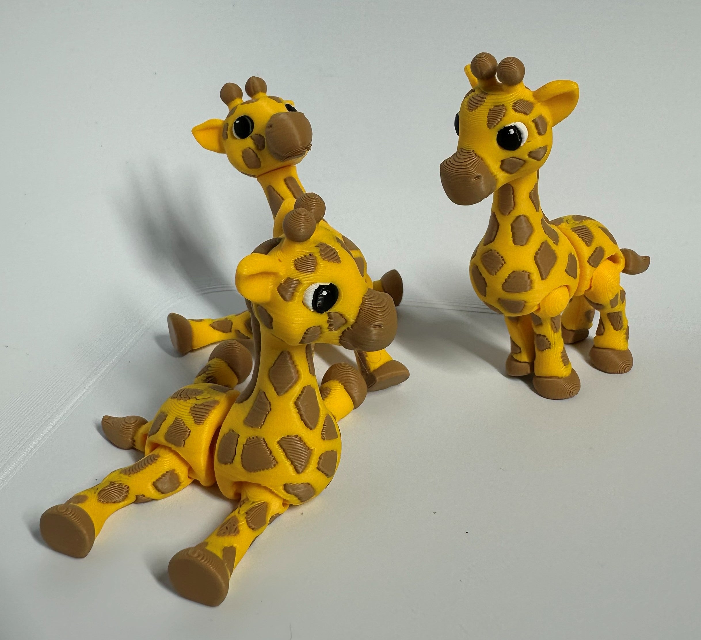 Tiny Giraffe Desk Critters – Fun Fidget Figures
